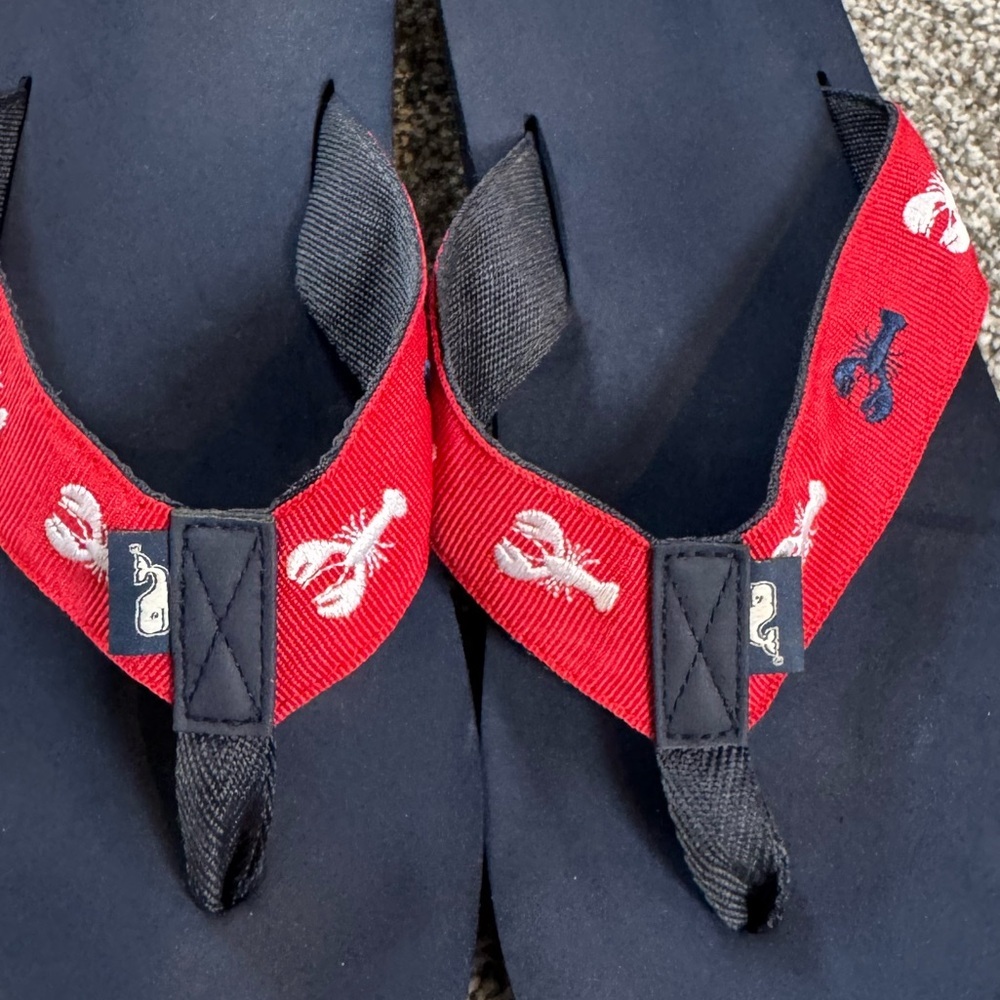 EUC Vineyard Vines Men’s Classic Foam Lobster Strap Navy & Red Flip Flop Sz 10 - Picture 3 of 7